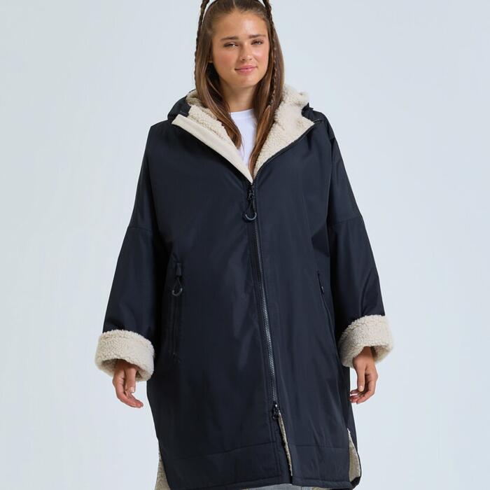 TriDri® All-seasons waterproof changing robe Thumbnail